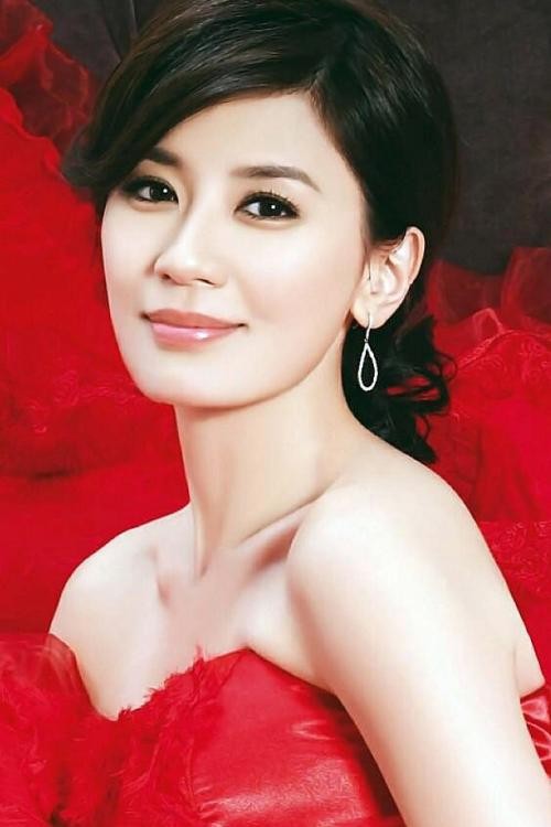 梦想当阔太，却嫁进伪豪门，这5位豪门梦碎的女星像个“笑话”