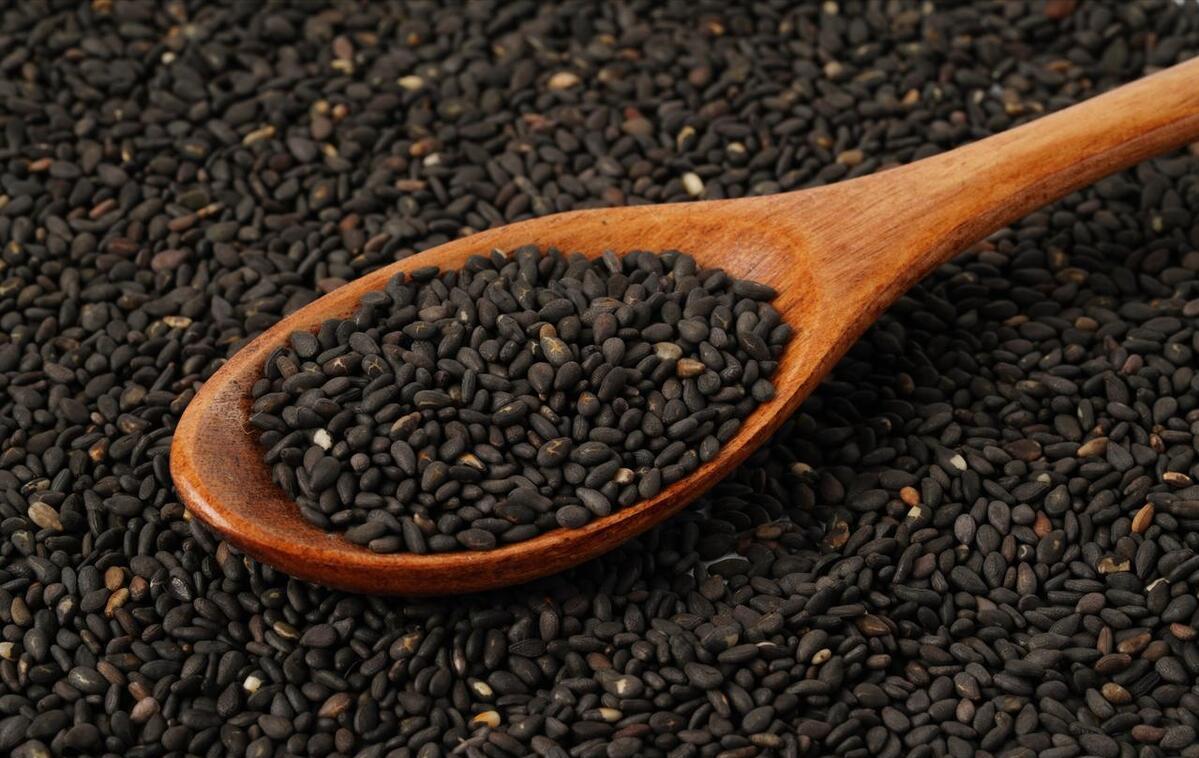 女性更年期补充雌激素有哪些食物,女人更年期吃什么食物补充雌激素