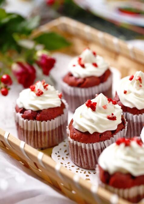 70后妈妈带着儿子创业,70后二胎妈妈创业