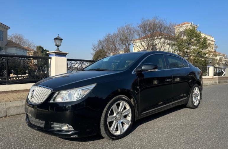 便宜的别克君越,2010年别克君越二手多少钱