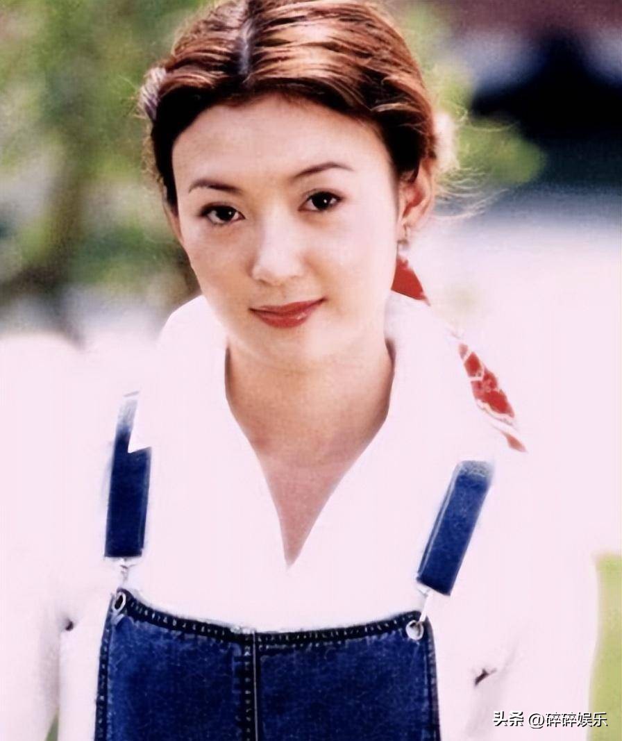 34年后，《十六岁的花季》两美境况迥异：白雪嫁豪门，陈非儿未婚