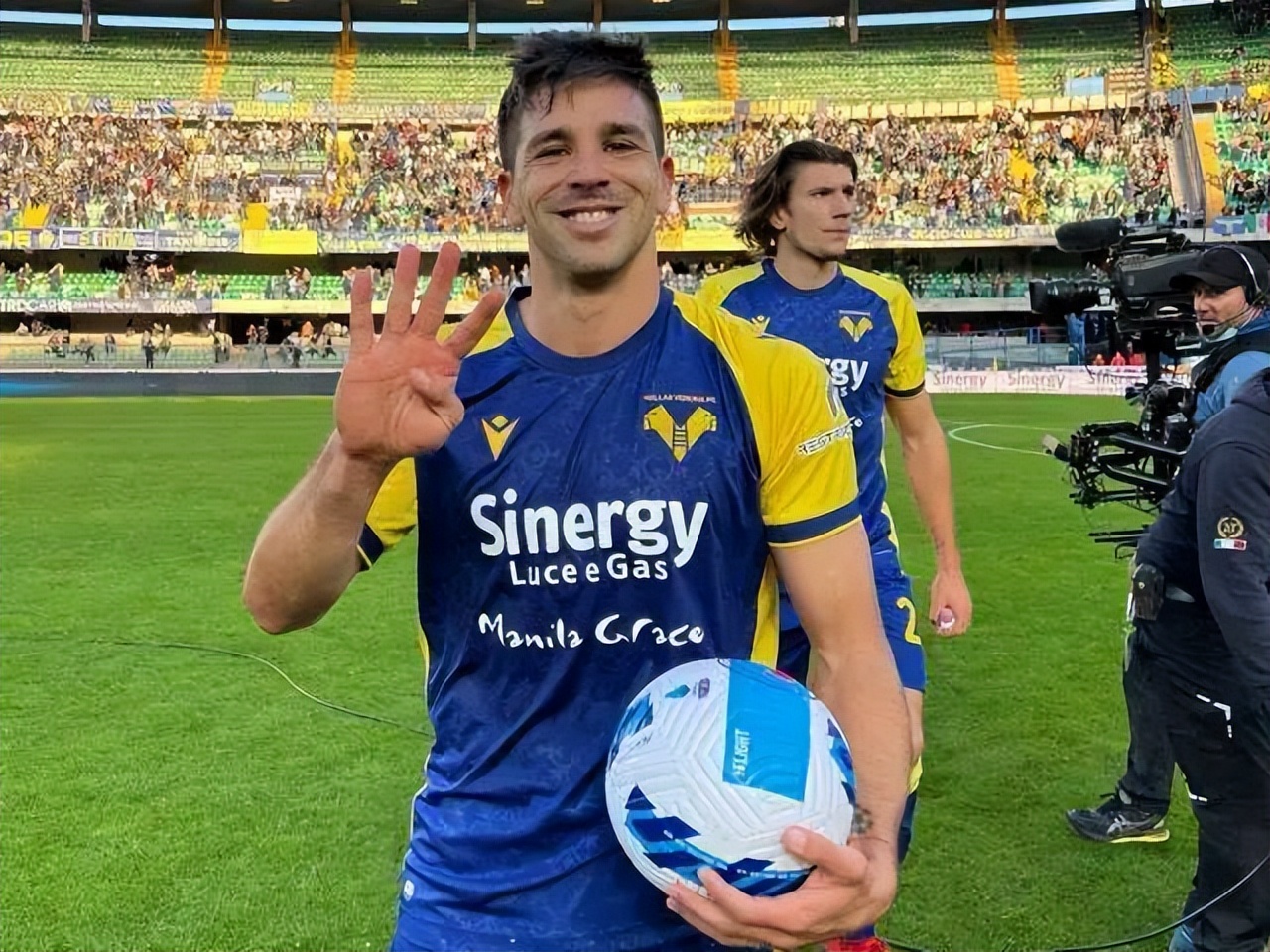 小西蒙尼集锦,欧冠小西蒙尼