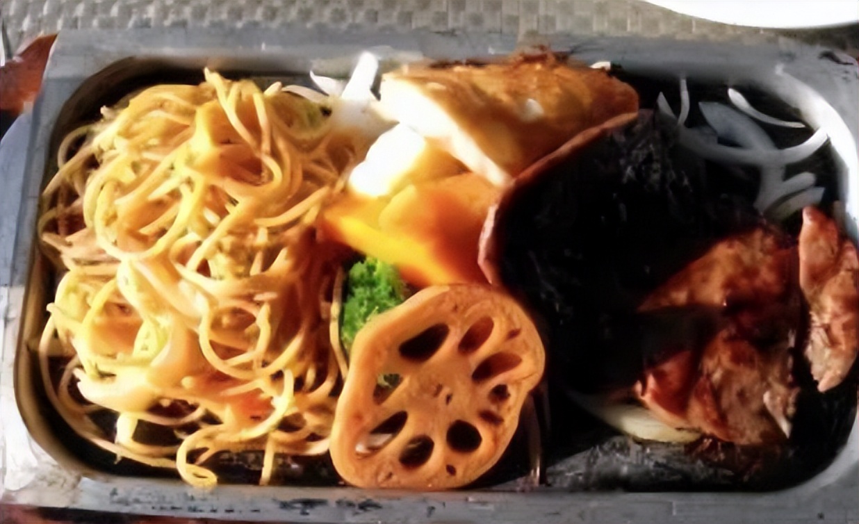 红极一时的商店落寞如何起死回生,风靡一时的奶茶店去哪了