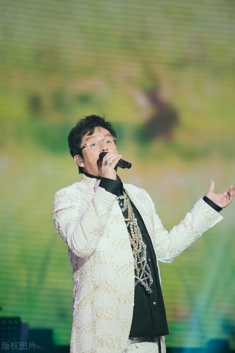 谭咏麟家庭背景大揭秘,谭咏麟为什么能娶2个老婆