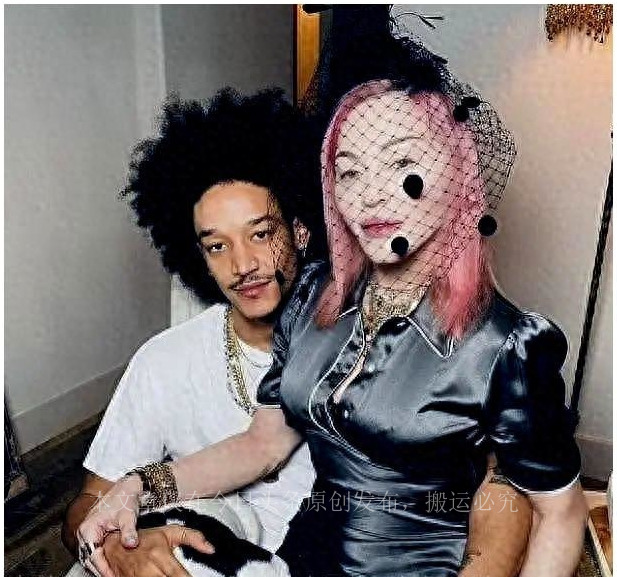 成名后抛弃妻子二婚至今未育,成名之后抛弃妻子女儿