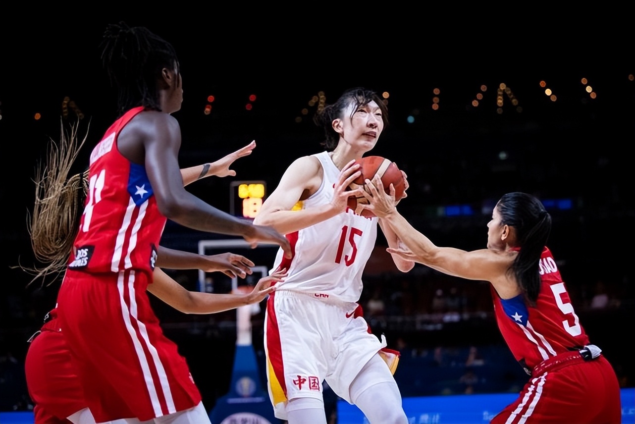 女篮最低年薪,中国女篮十大天价年薪