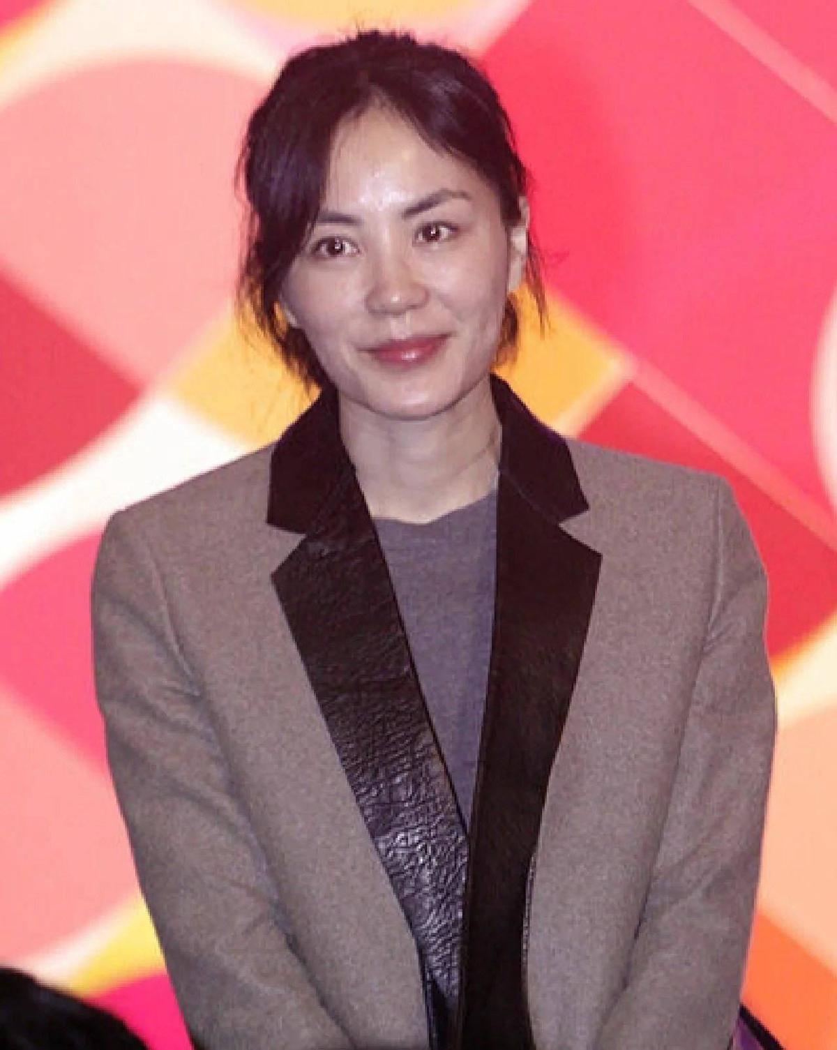 渚靛崕鏃ュ啗鍏借,鏃ユ湰渚靛崕鍏借鐓х墖