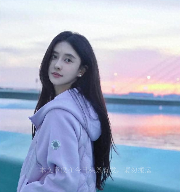 男子发现妻子床上有大量血迹,女子发现床上有血迹