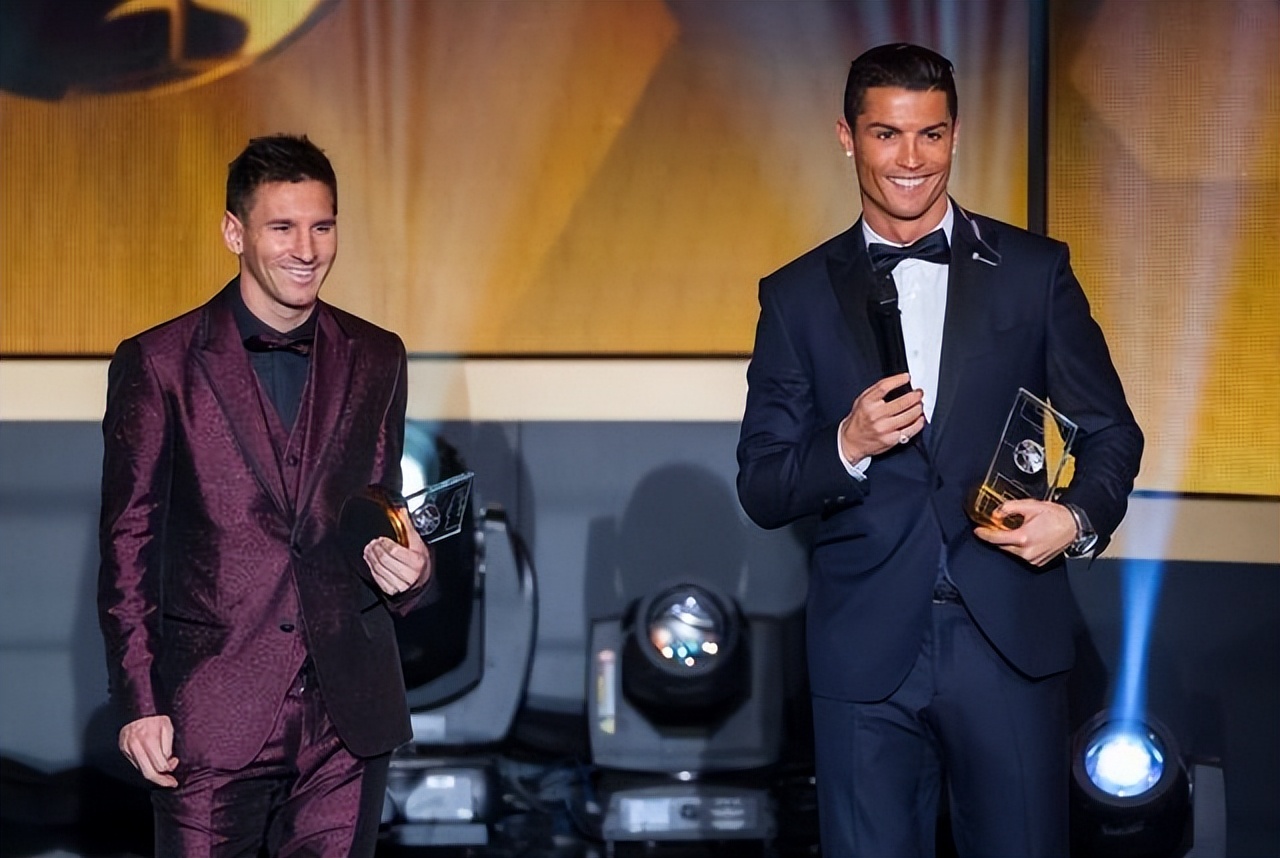 梅西和c罗的地位谁更高,梅西和c罗谁的荣誉更高