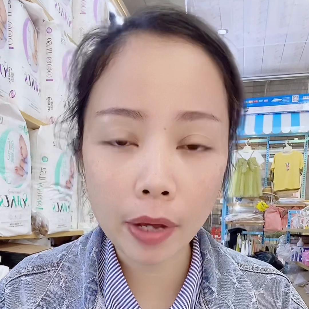 在南宁一家四口两千块钱够花吗,一家四口南宁生活费一月多少钱