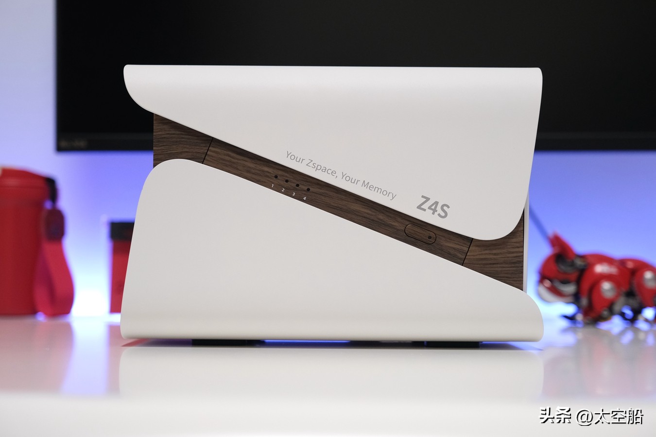 简单易用nas新兵极空间z4上手体验,极空间z4s上手