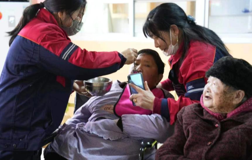 关爱老人情暖夕阳助老活动简报,关爱老人情暖夕阳