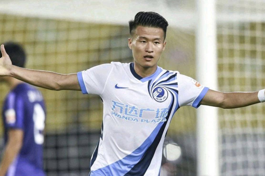 97鍥借冻鍥涘皬澶╅箙,97鍥借冻涓诲姏