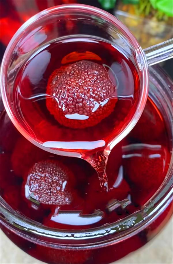 洗杨梅要放小苏打吗,杨梅有虫子吗怎么洗才洗干净