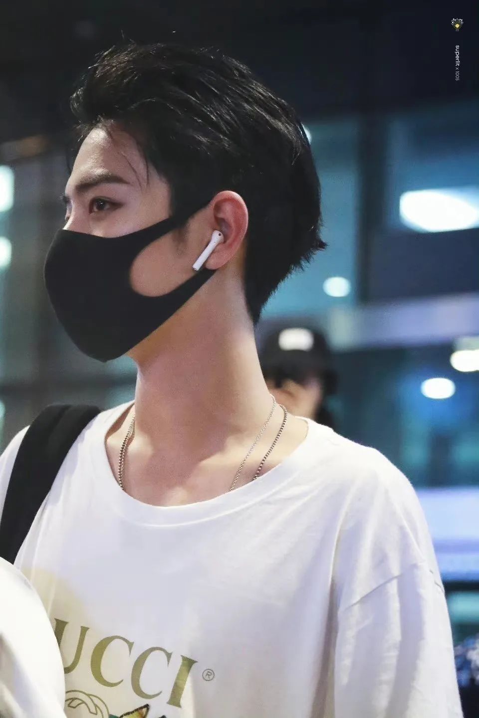 一款最帅气的男士发型,成熟男士头发稀少适合剪什么发型