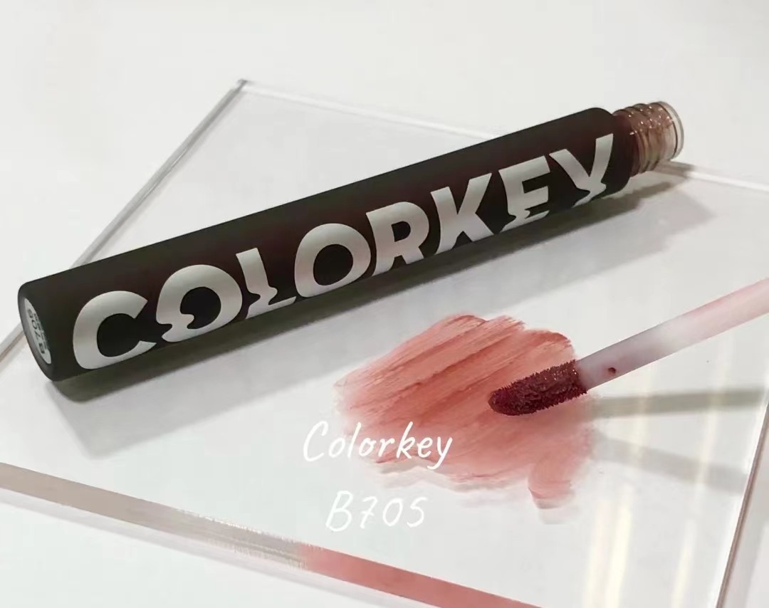 素颜白开水妆容教程,怎么打造清透的妆容