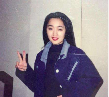 曾为爱隐退7年被前夫抛弃,曾为爱隐退七年被前夫抛弃