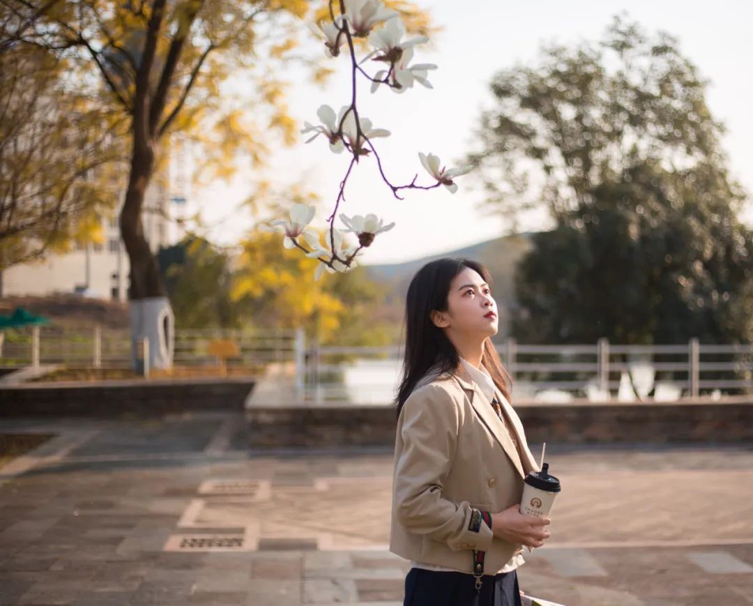 美美美，在阳光灿烂的成电遇见你~