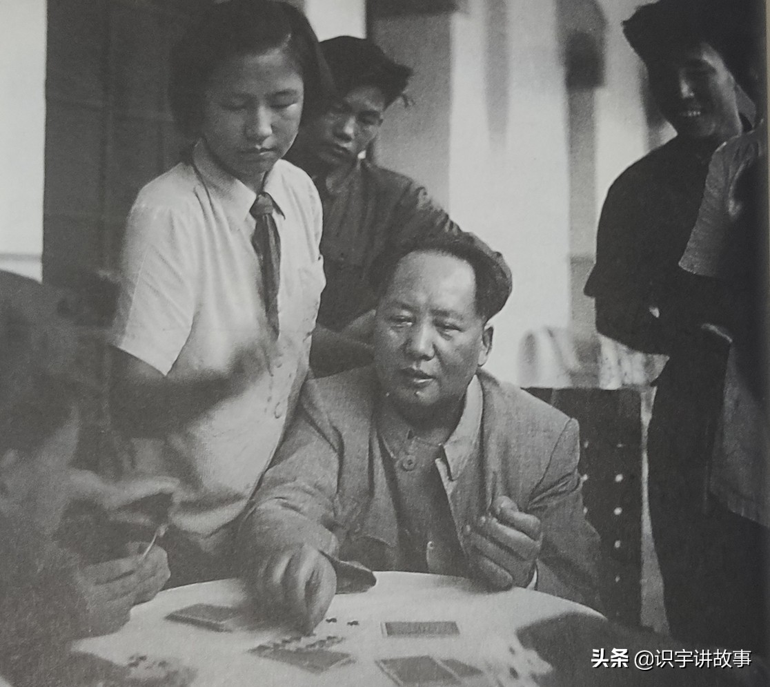 一次看个够！精心收集毛主席100张经典老照片，一起领略伟人风采