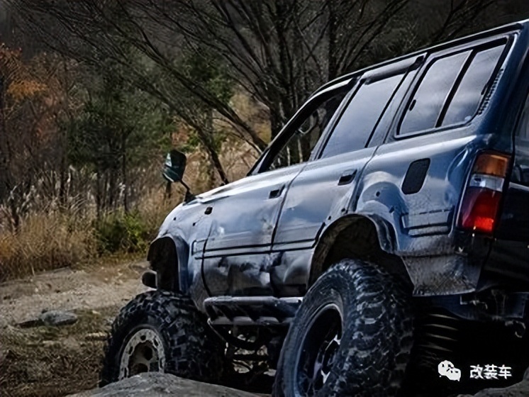 新款丰田威尔法改装,奶爸车改造老霸道