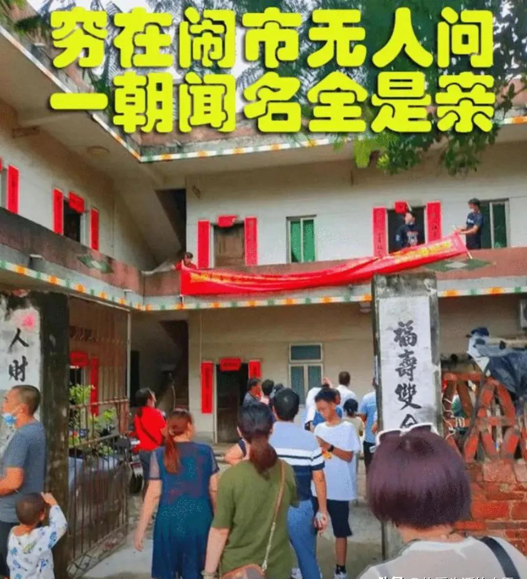 女生花5000买包,女生花了8000买包