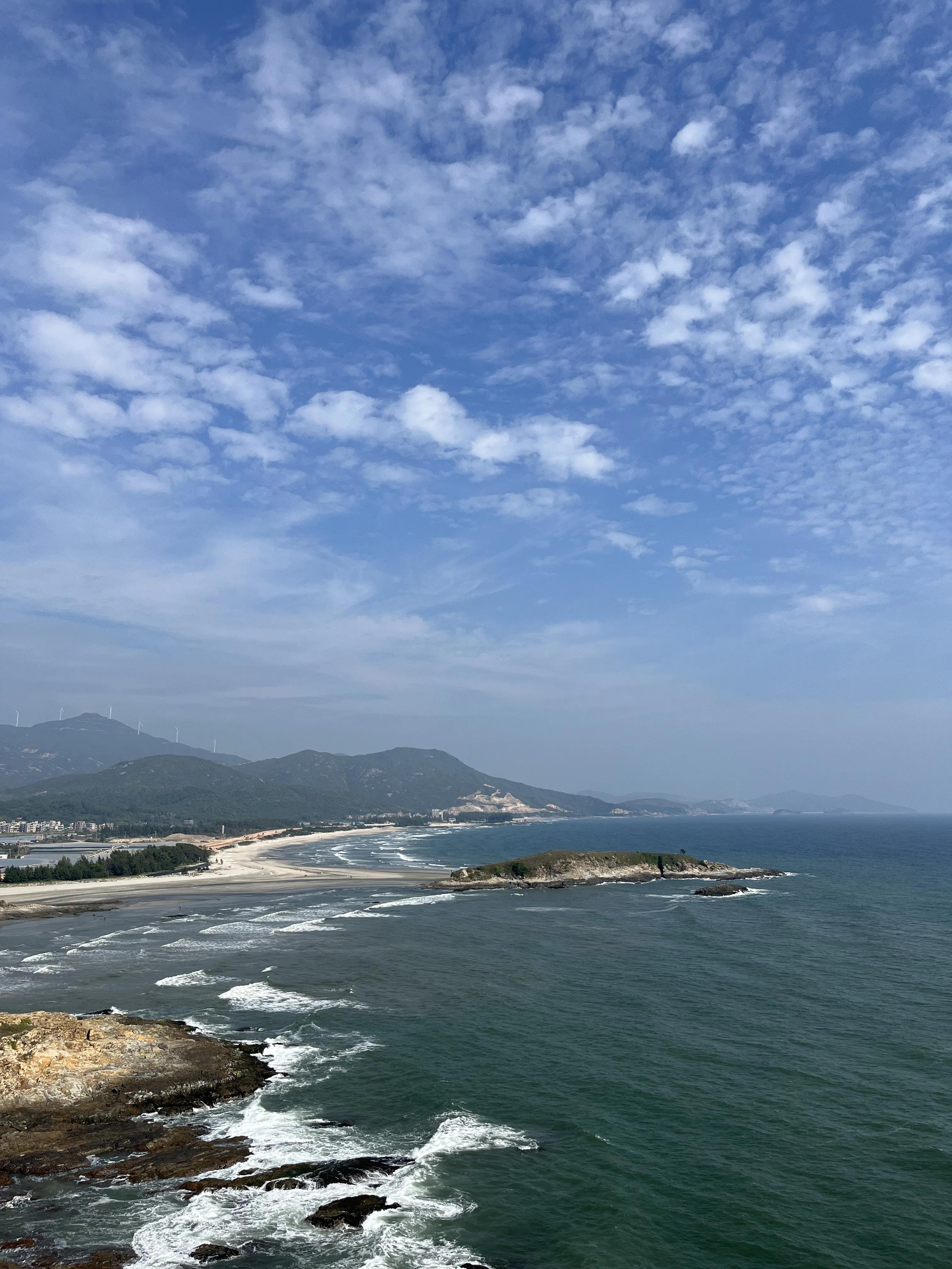 双月湾网红打卡地礁石酒吧地址,双月湾礁石酒吧消费