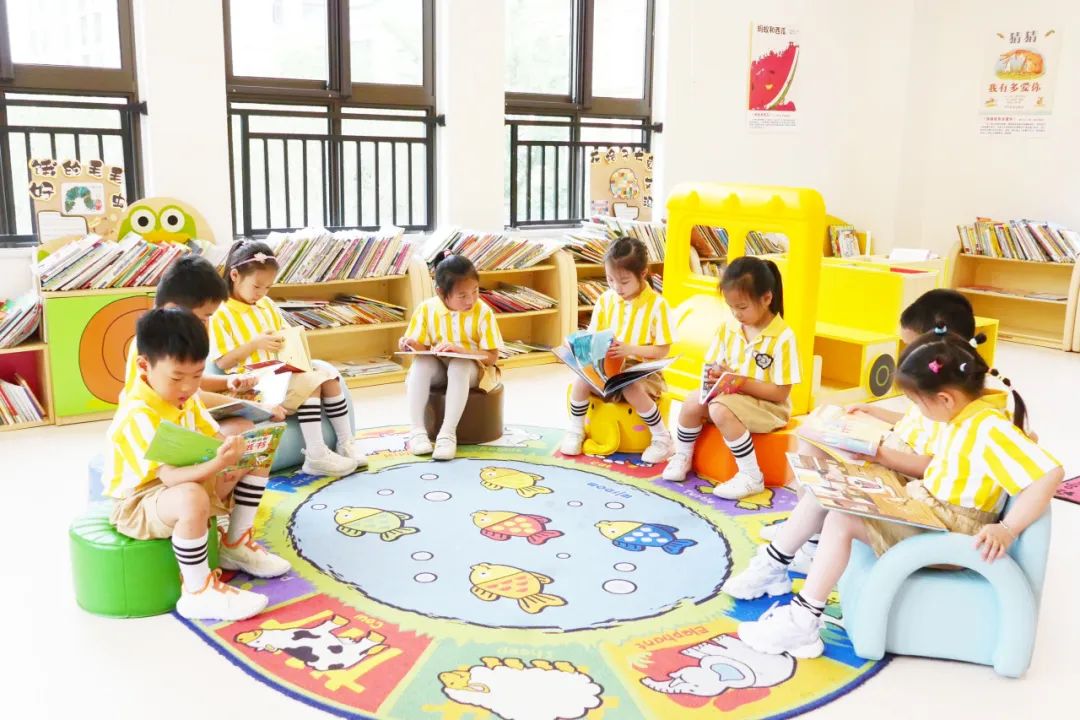 书香满园浸润童心阅读,制作春暖花开书香满园幼儿园绘本