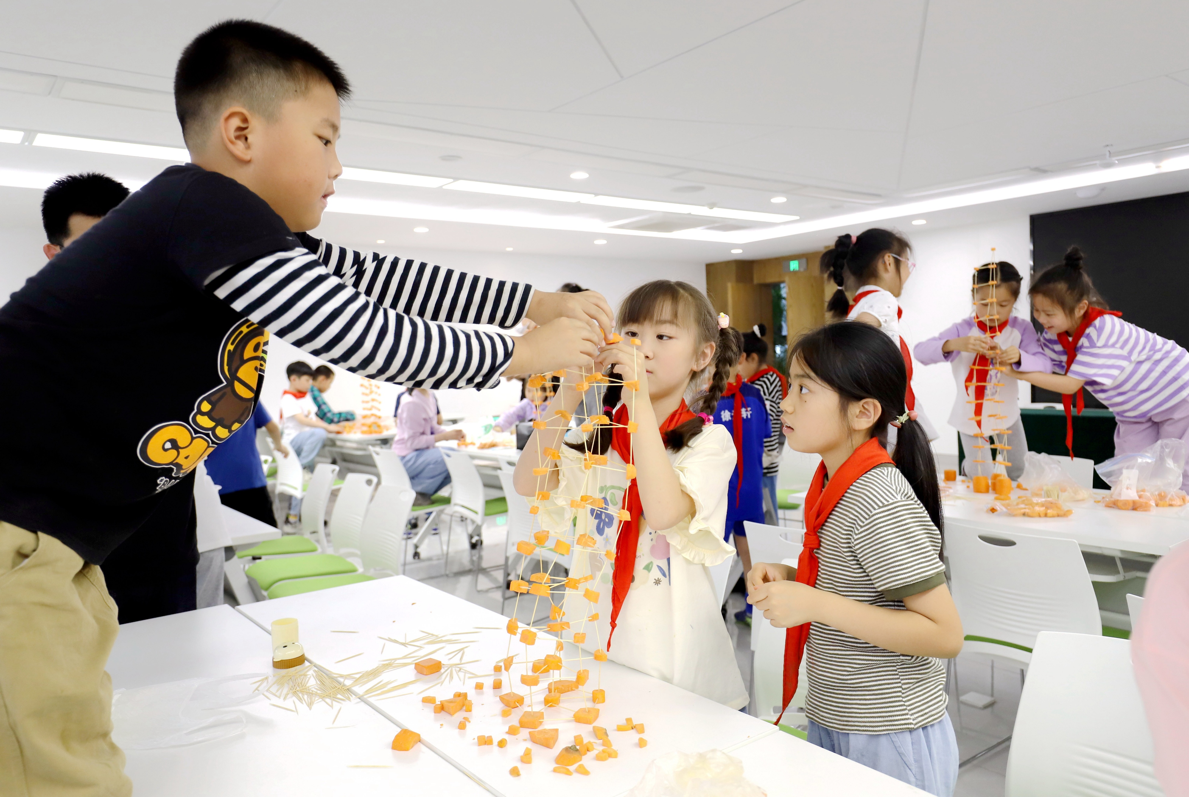 智创未来小学生科技节作品,苏州市劳动路实验小学