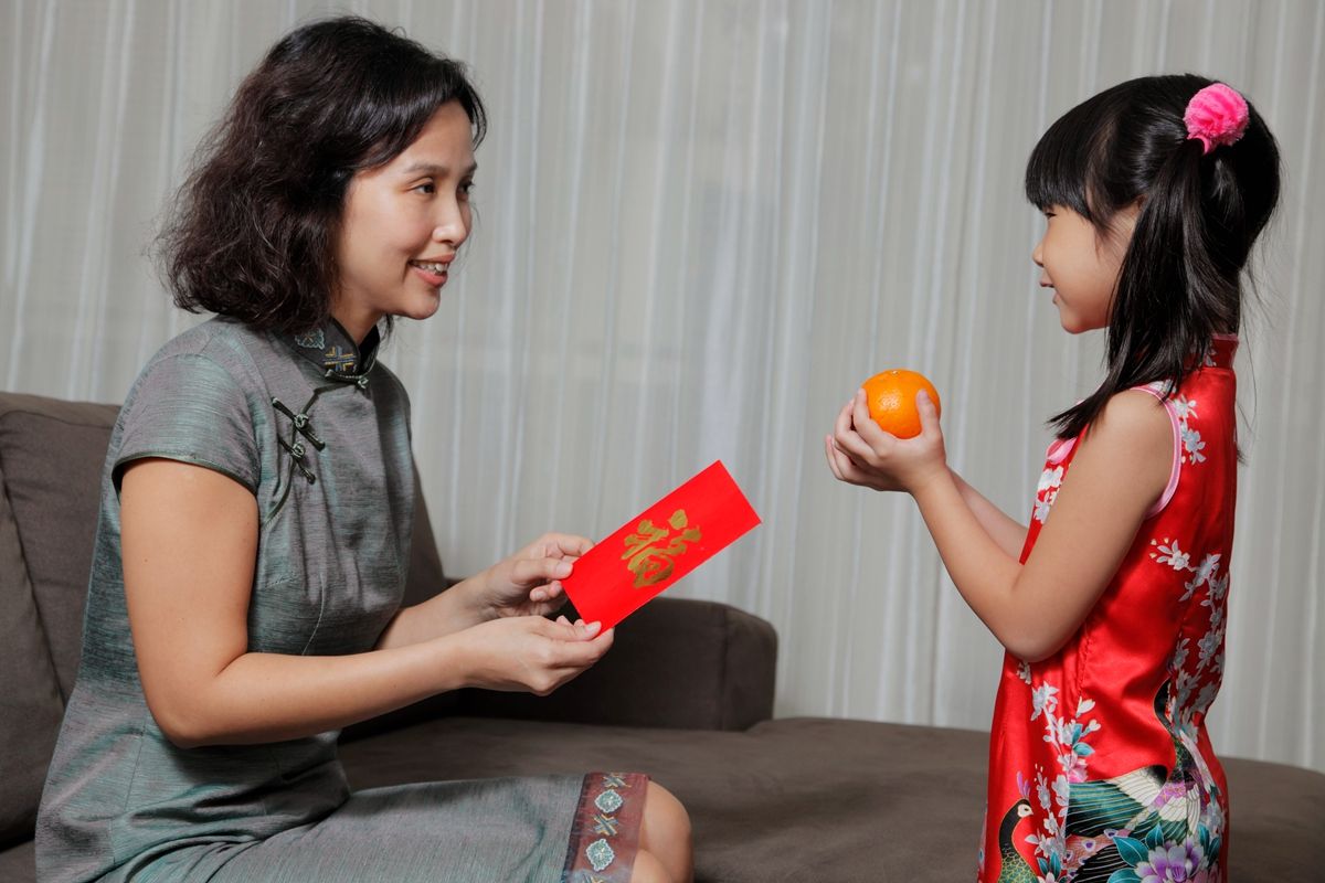 过年给孩子压岁钱讲究给多少,过年小孩子压岁钱给多少合适