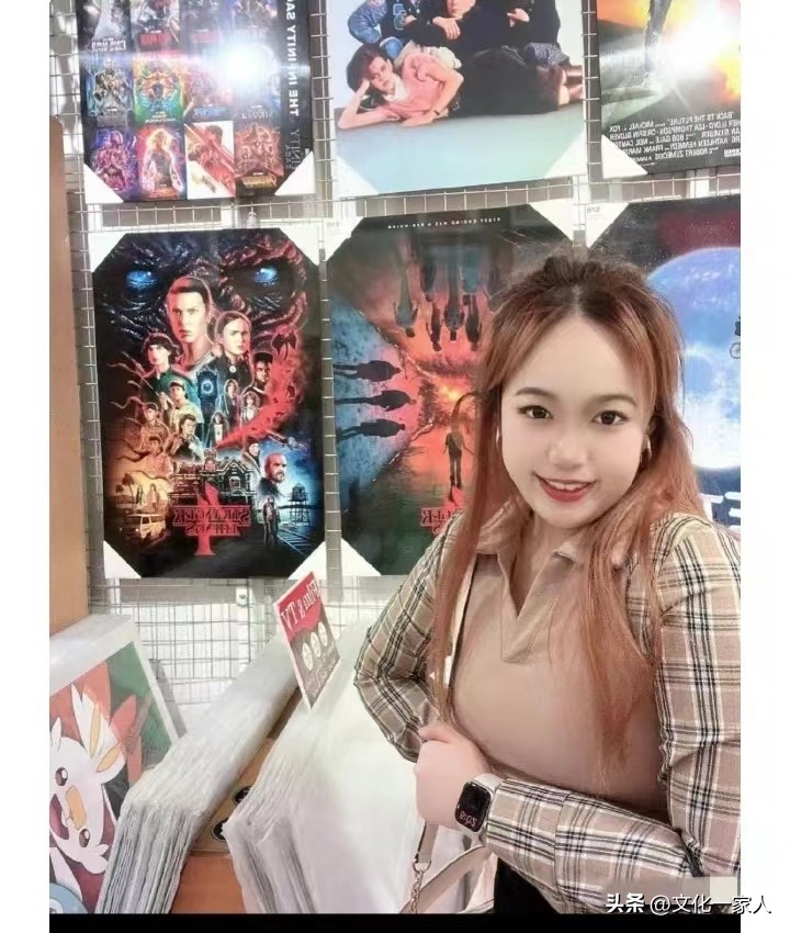 狂妄膨胀无知愚昧辱国殃民,这个人已经和精神失常没啥区别了