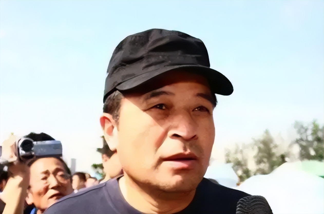 这一次，64岁的毕福剑，不再被世界宽容