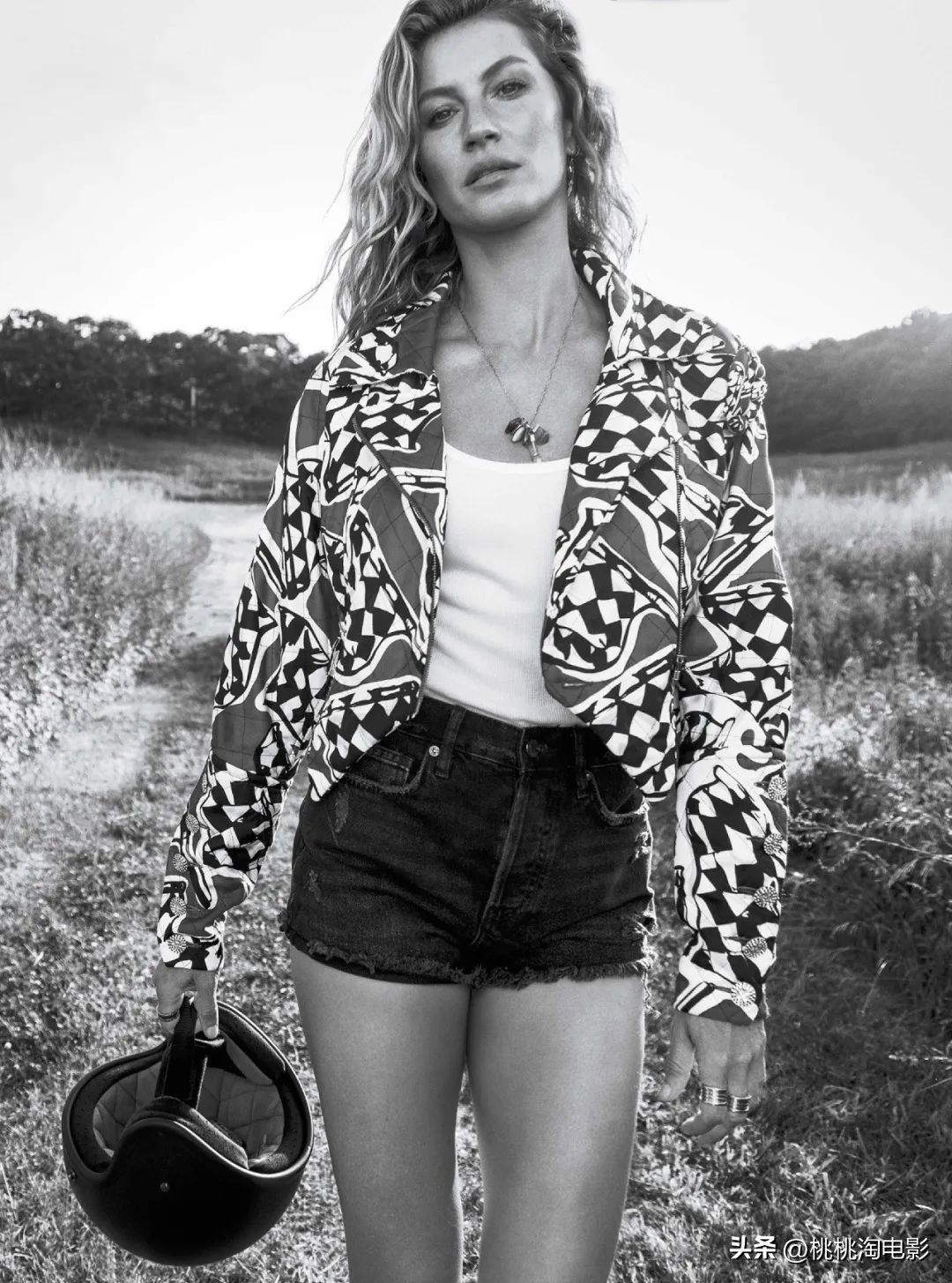 超模吉赛尔邦辰棒球帽街拍,吉赛尔·邦辰五大超模