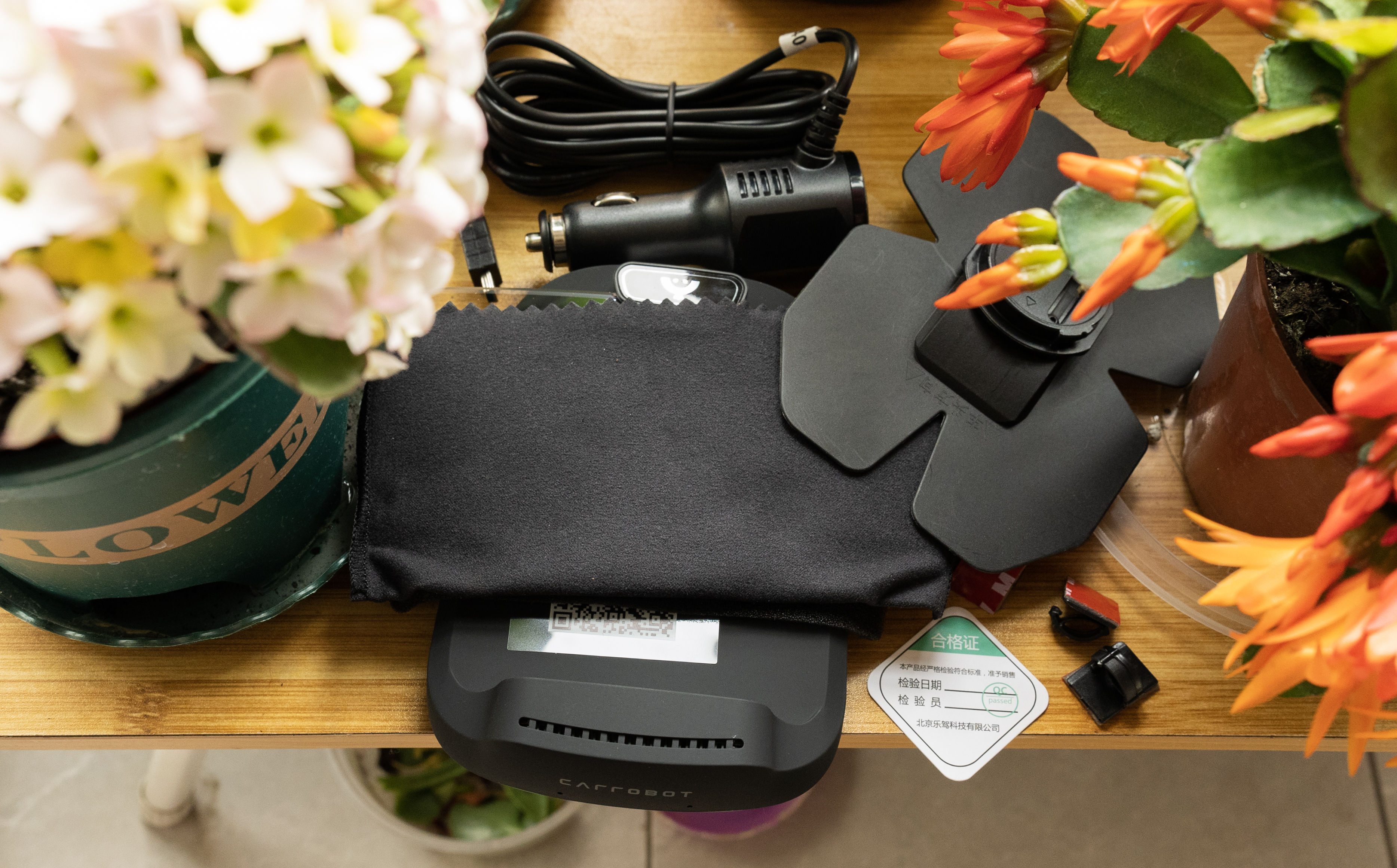 第三方车辆平视显示系统（HUD）车萝卜智炫版体验，有用但是不多