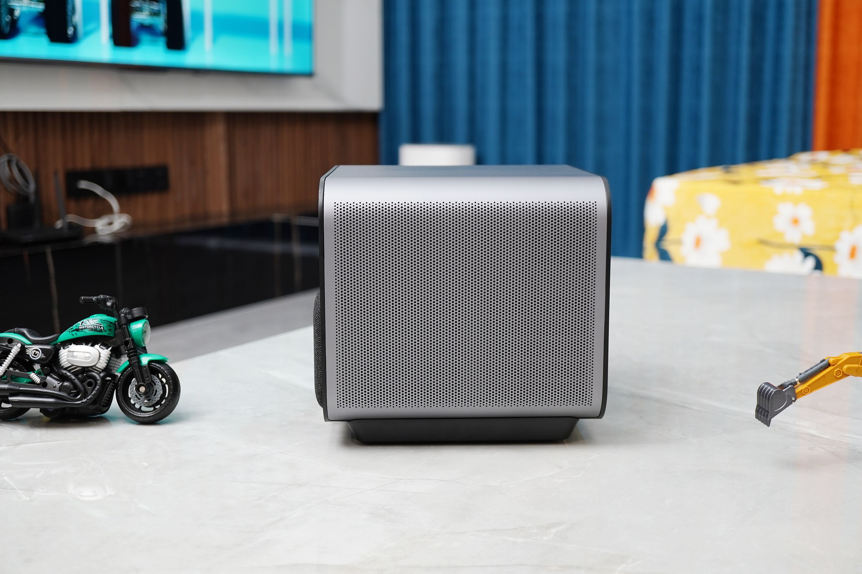 知麻投影仪z1国外好用吗,知麻投影仪z1mini双十一价格