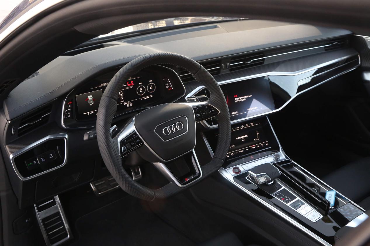 奥迪rs7高端大气是成功男士的首选,新款奥迪rs7sportback