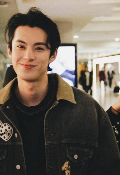 王鹤棣是不是成熟了,王鹤棣内娱的颜值天花板