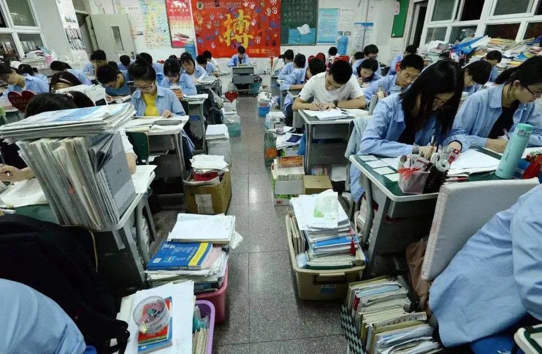 辽宁高考警察护航,全国公安机关护航高考安全