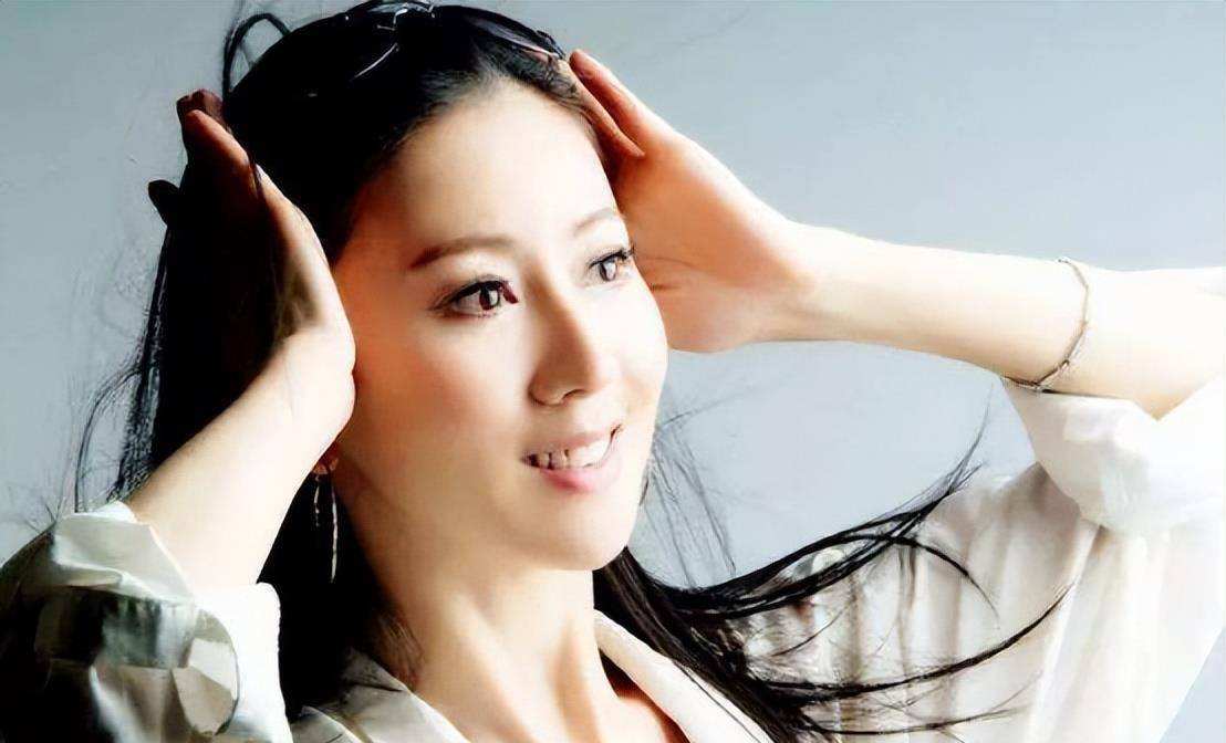 为艺术献身，被丈夫、父亲抛弃，汤加丽的人生有多悲惨？