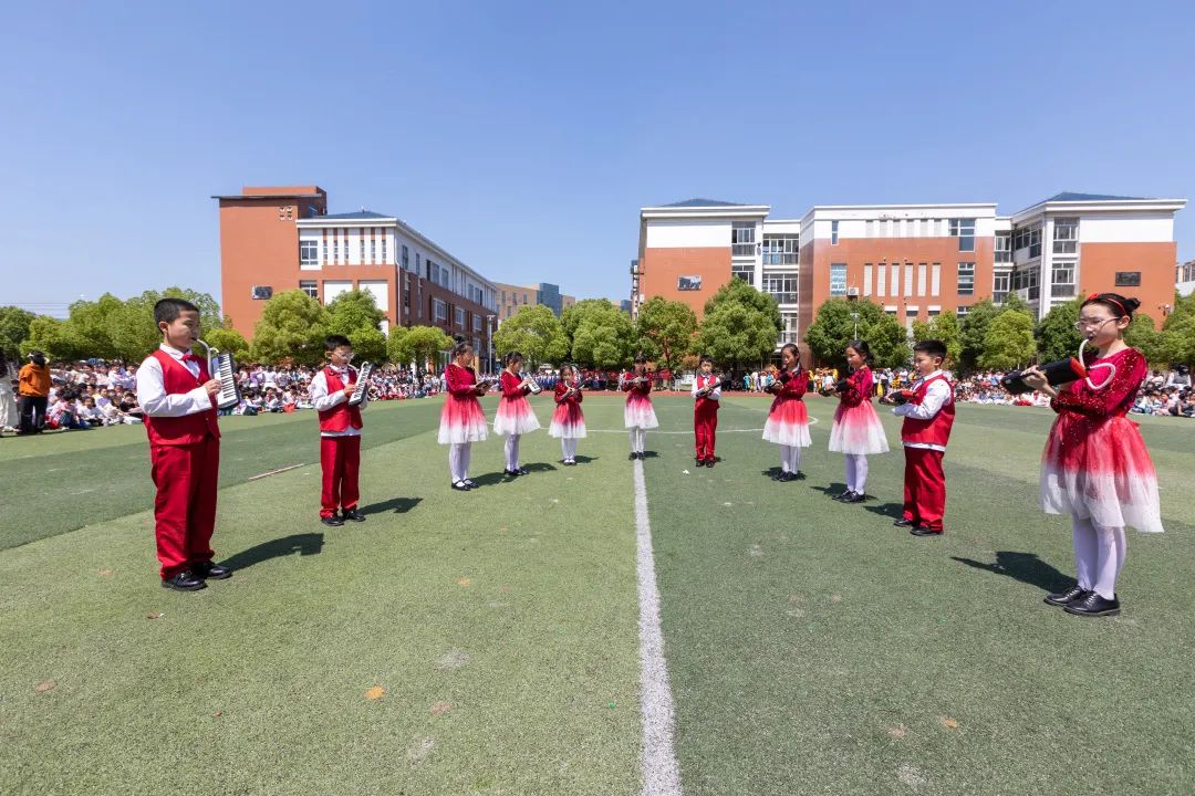 穿汉服的六年级学生舞蹈,穿汉服的舞蹈小学生
