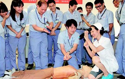 男丁格尔护士,男丁格尔护士服蓝色