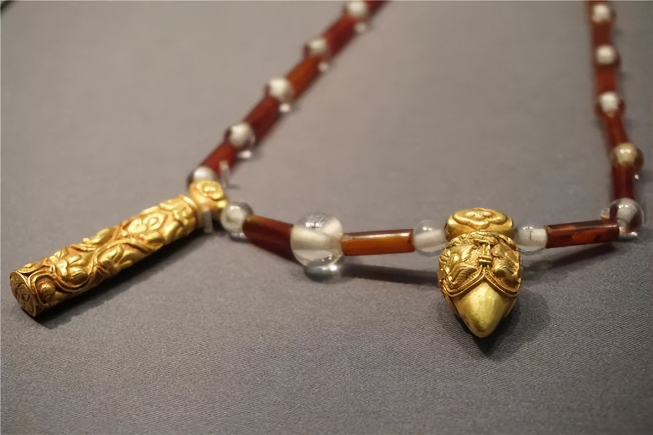 无瑕胜玉美至洁过冰清的意思,无瑕胜玉美