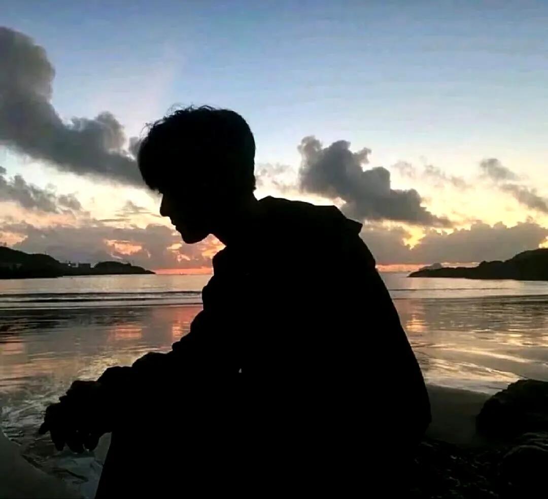 微信头像高逼格的男生头像,男生头像可爱帅气动漫头像