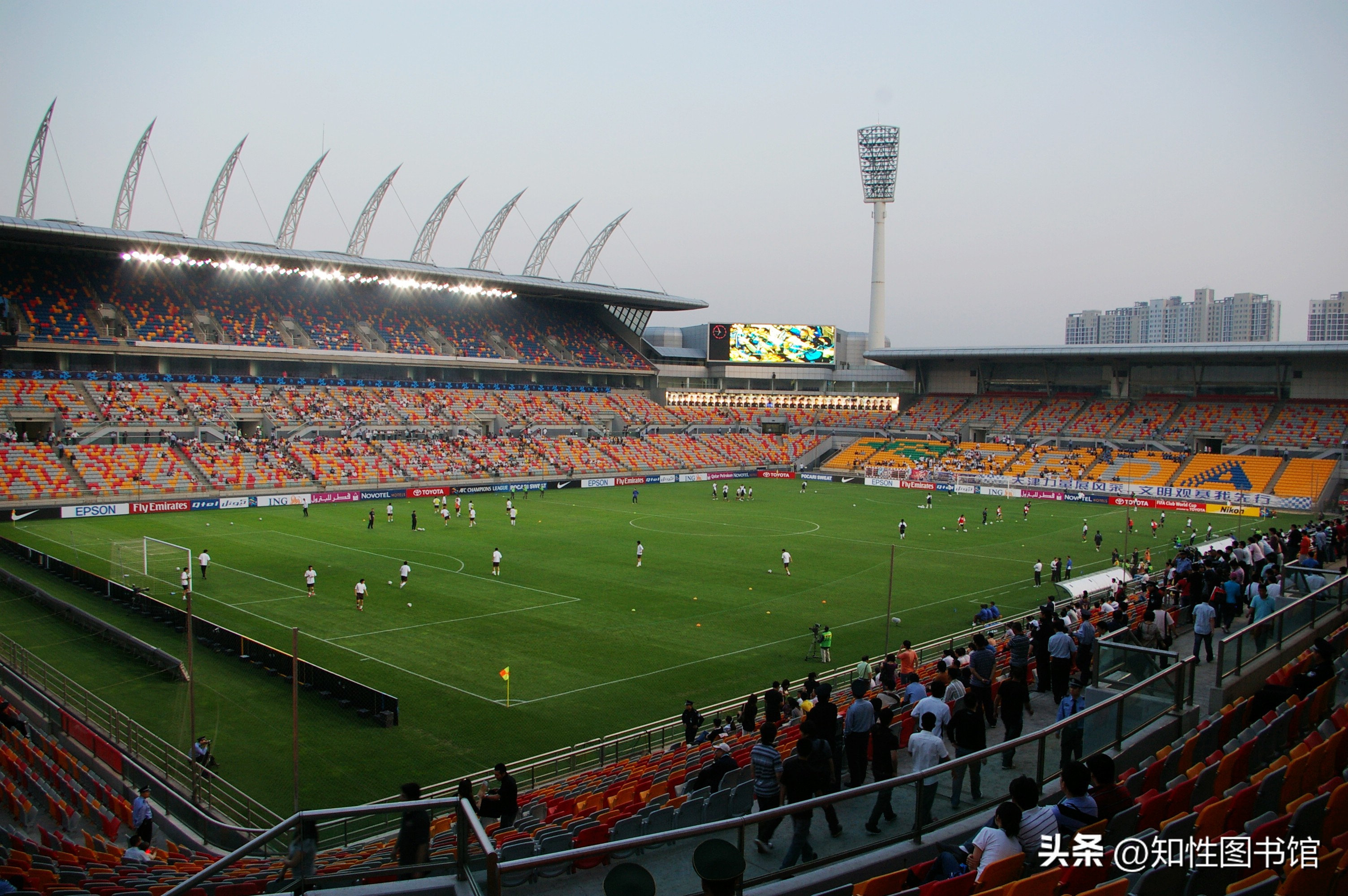 泰达足球场建成时间,泰达足球场首发什么时候播