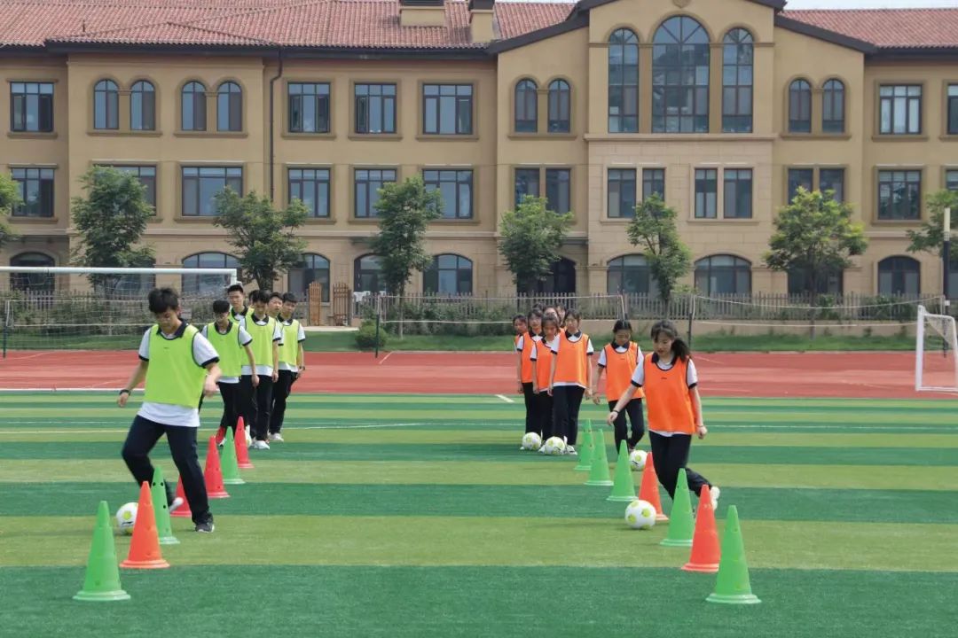 办人民满意教育的办学宗旨,办人民满意优质教育