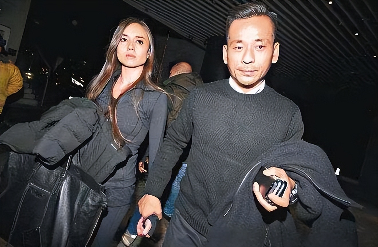 洗米华现在在干什么呢,洗米华落魄的时候