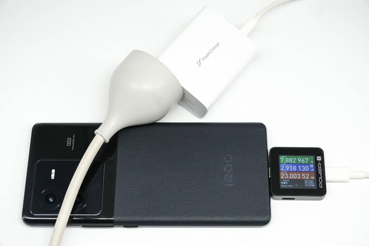 iqoo10pro200w快充小白测评,iqoo10pro测评200w快充究竟有多快