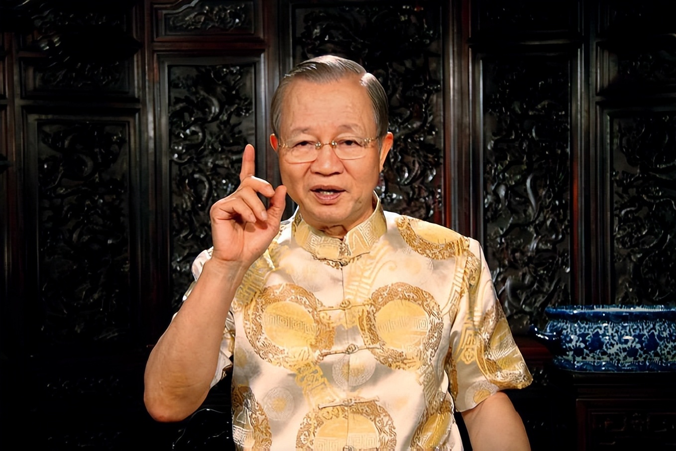 一个人从小运气很好,一个人从小养成的毛病能改掉么