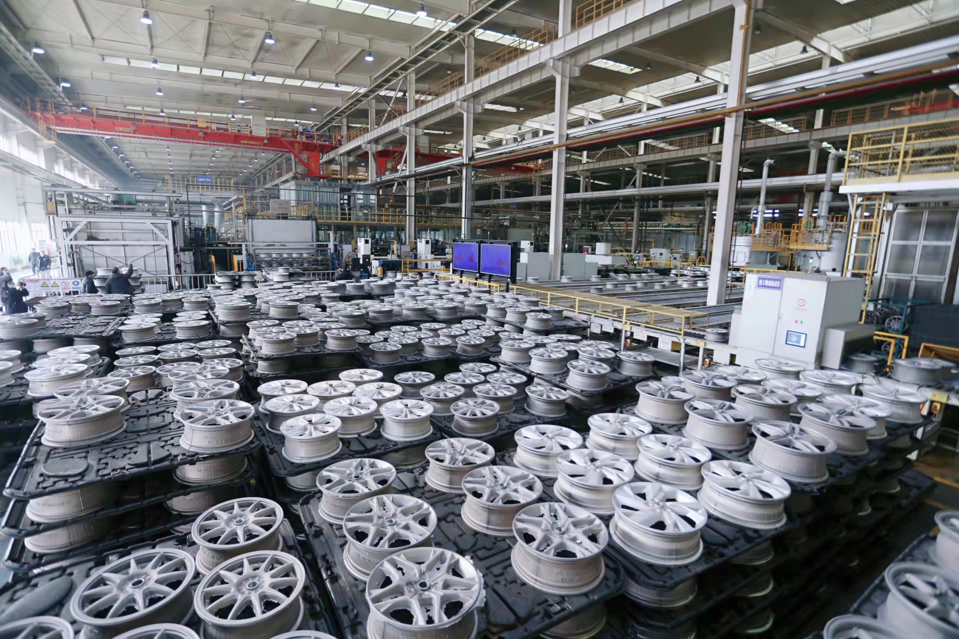 福特轮毂是哪家代工,福特汽车用的哪些品牌的轮胎