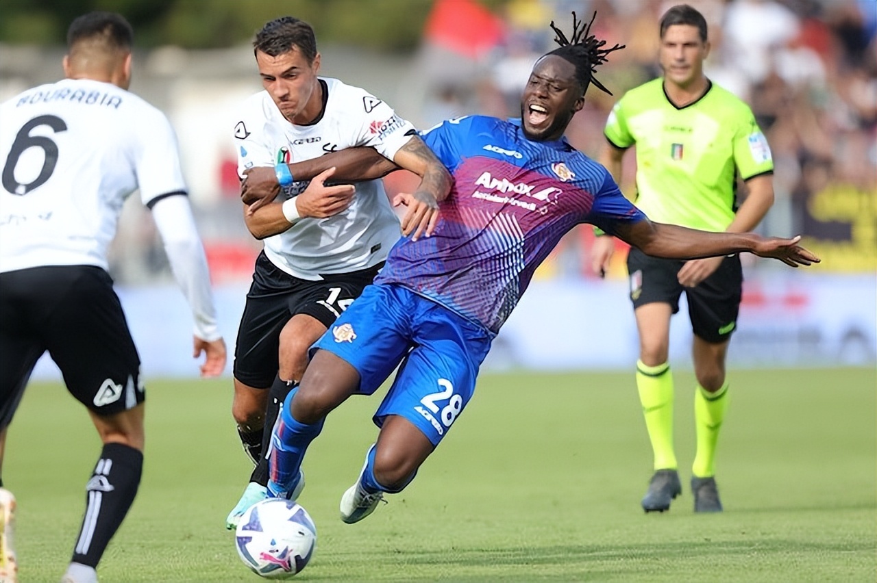 基维奥尔在阿森纳首发多少场,基维奥尔为什么加盟阿森纳