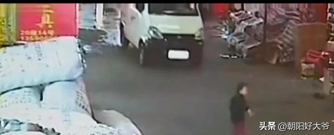 如何保护小孩不受侵犯,六一儿童节怎样让孩子度过